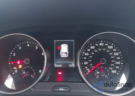 2018 Volkswagen Tiguan 2.0T Se/2.0T Sel z USA, uszkodzony, nr VIN 3VV2B7AX1JM106853